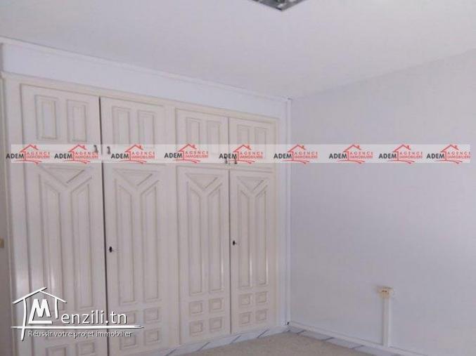 Grand bureau de type S4