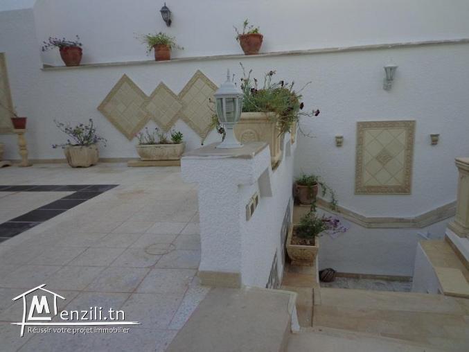 ETAGE DE VILLA A CITE ETTAWFIK