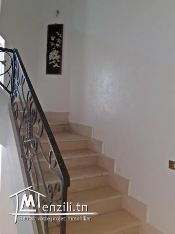 A louer premier etage situe a Hammem Chatt