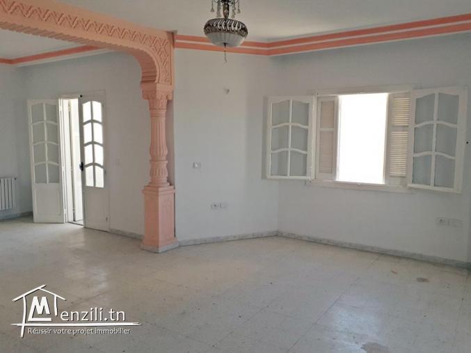 A louer premier etage situe a Hammem Chatt