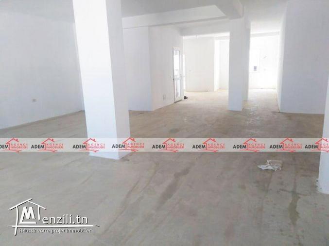Local commercial de 300m²