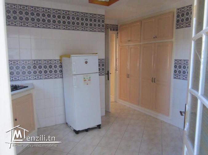 un APT S+2 titré à khzema ouest