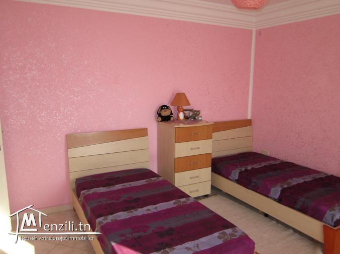 un APT S+2 titré à khzema ouest