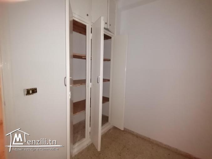 un appartement à Ennkhilet