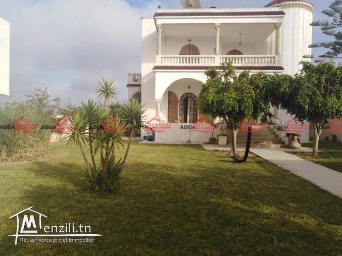 Adorable villa avec un grand jardin