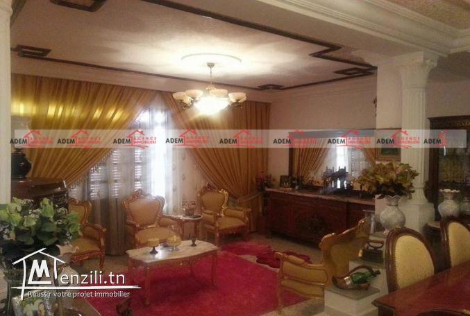 Adorable villa style américain