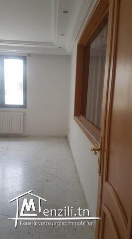 belle villa a louer a corniche