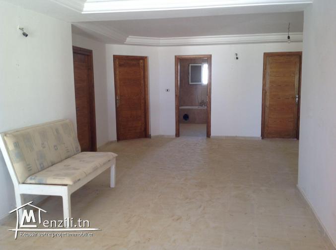 VILLA À VENDRE, S+6 À RAOUED CITÉ DES JUGES À PROXIMITÉ PORT FINANCIER