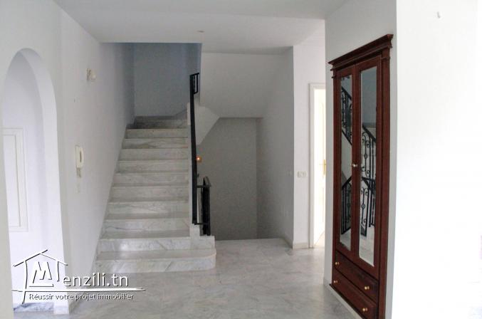 Triplex + appartement