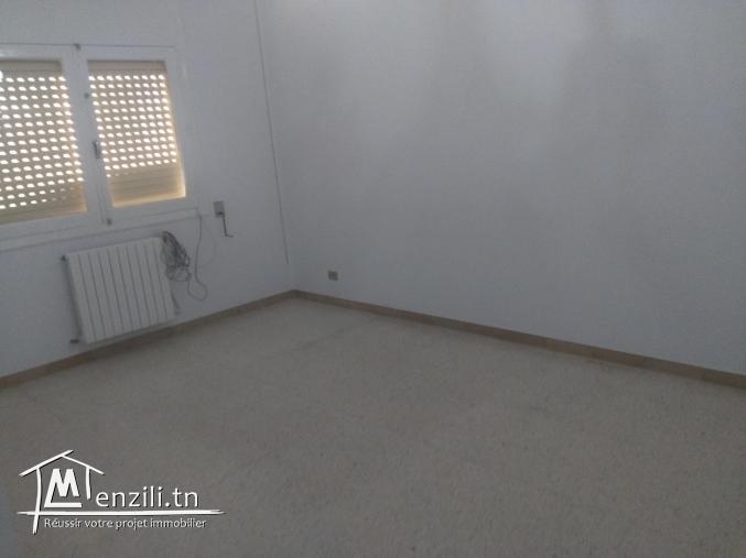 a vendre apaprtrement S+4