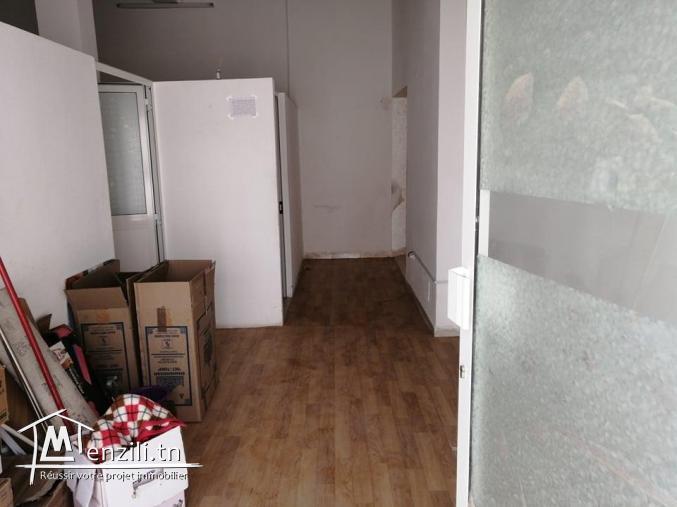 local commercial a el yesminette