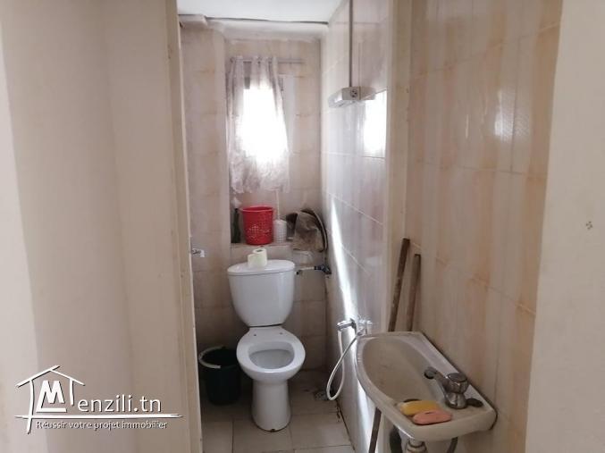 local commercial a el yesminette