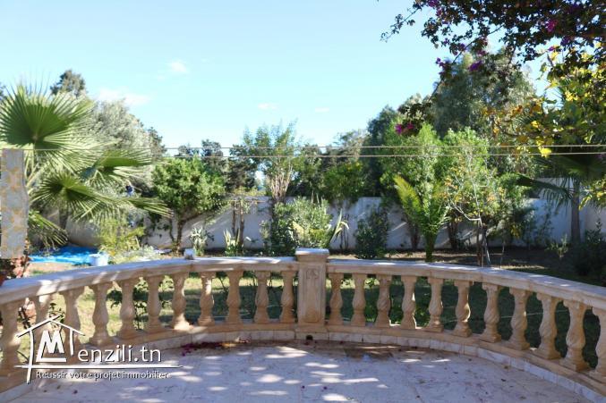 VILLA A VENDRE CHOTT MERIAM