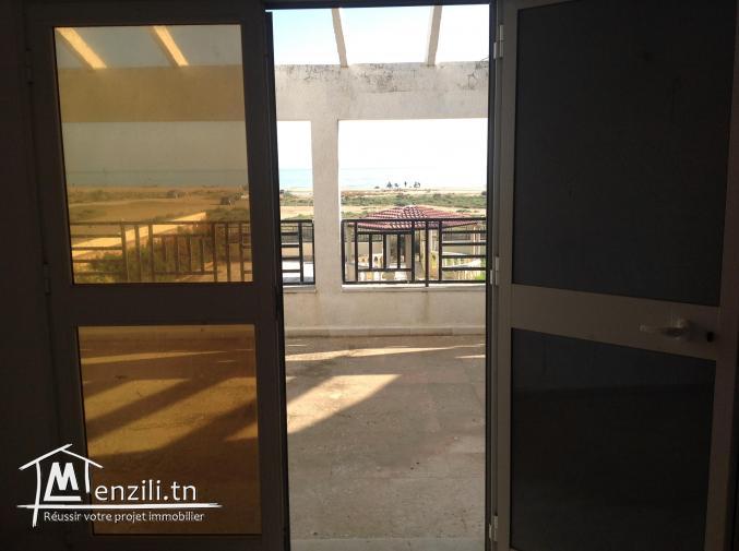 VILLA À VENDRE, S+6 À RAOUED CITÉ DES JUGES À PROXIMITÉ PORT FINANCIER