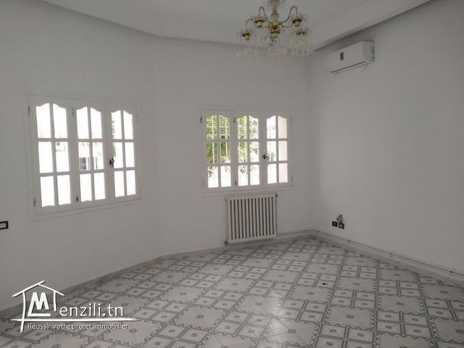 villa en s+3 de 240 m² à erriadh