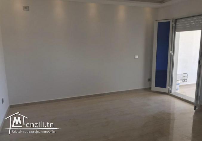 Etage de villa à megrine coteaux