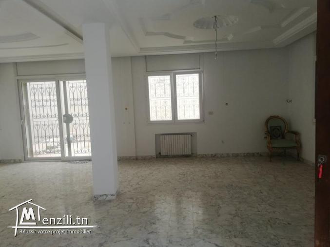 belle villa a louer pour un projet commercial ou habitation a kantaoui