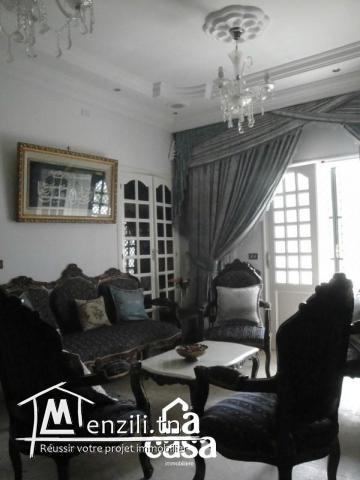 villa en s+3 vide à sidi mahrsi