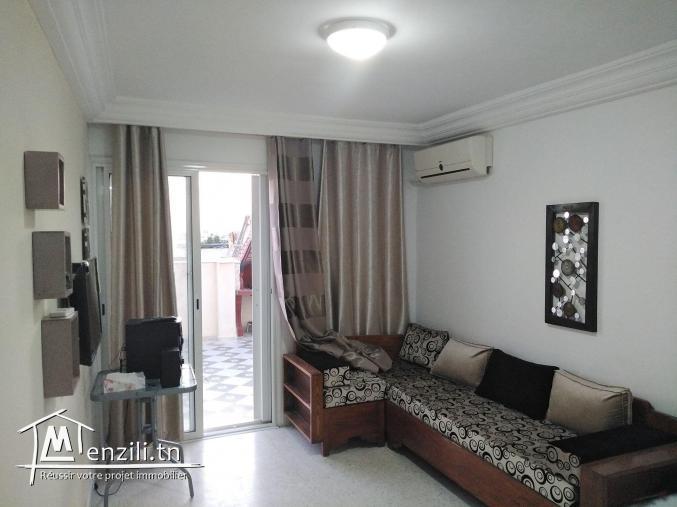 Étage de villa en s+2 meublé à Béni khiar