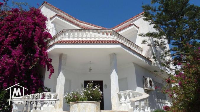 Une villa haut standing au Bardo