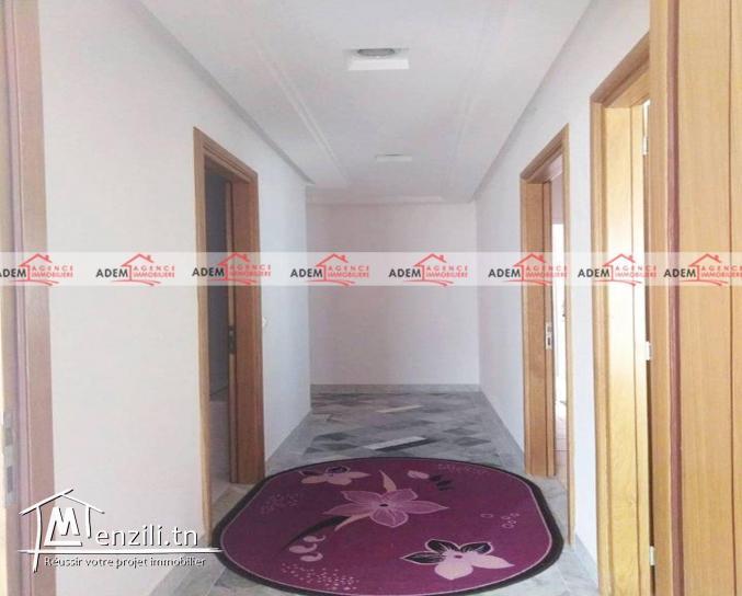 Bel appartement avec place parking sous sol