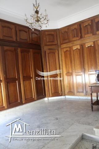 Une Grande villa à louer