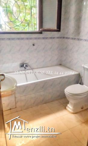 villa à coté du lycée français