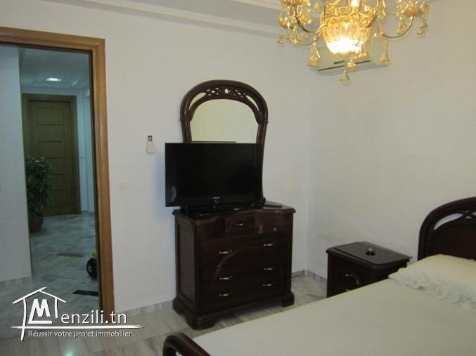 un apt meublé à sousse avec 2 places parking sous sol