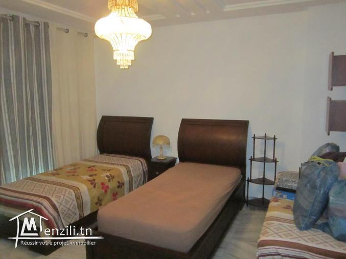 un apt meublé à sousse avec 2 places parking sous sol