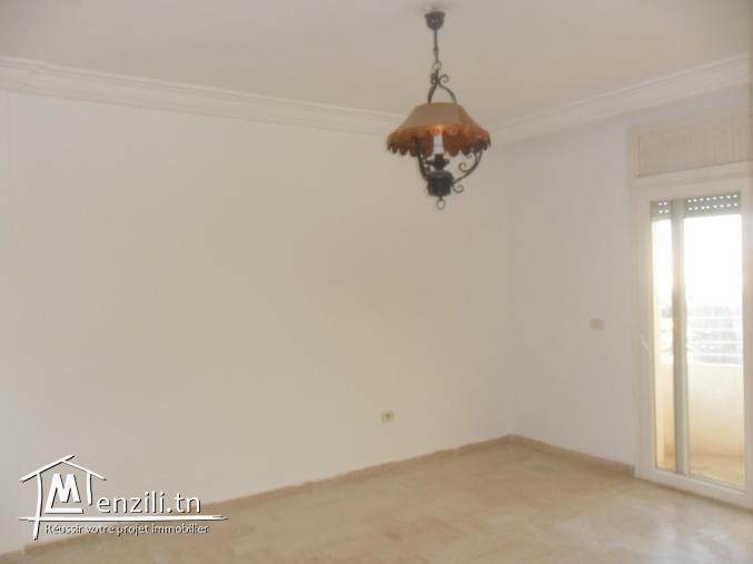 a louer appartement S+1 au 1er étage pour couple Aouina Tunis
