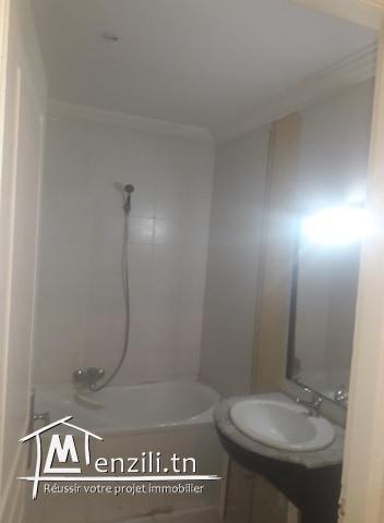 a louer appartement S+1 au 1er étage pour couple Aouina Tunis