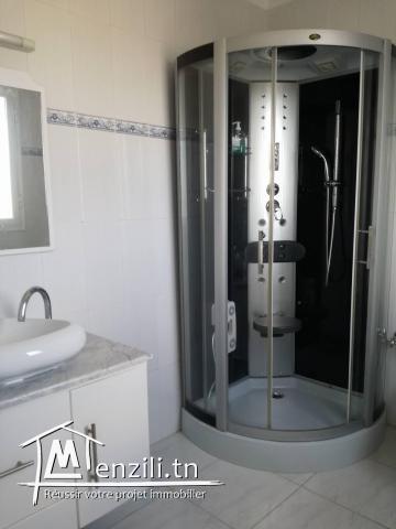 A vendre une villa rénovée à Montfleury