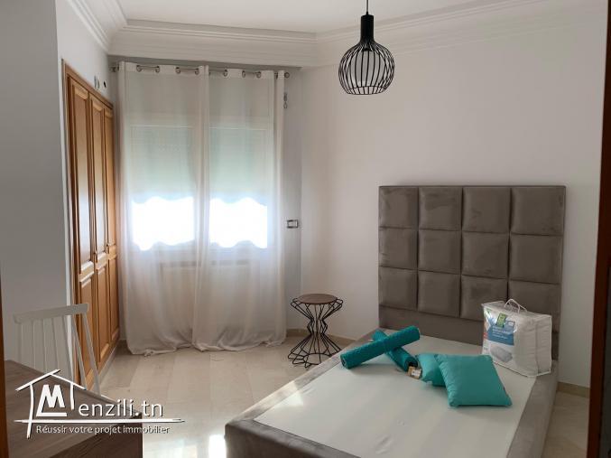 A louer un appartement S2 entièrement meublé au Lac 2