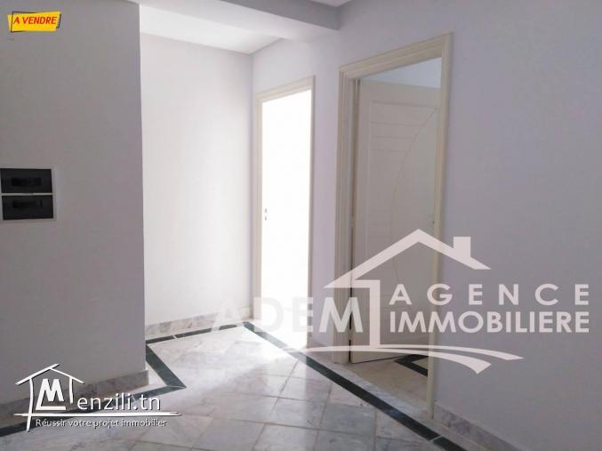 bureau bien situé type S2