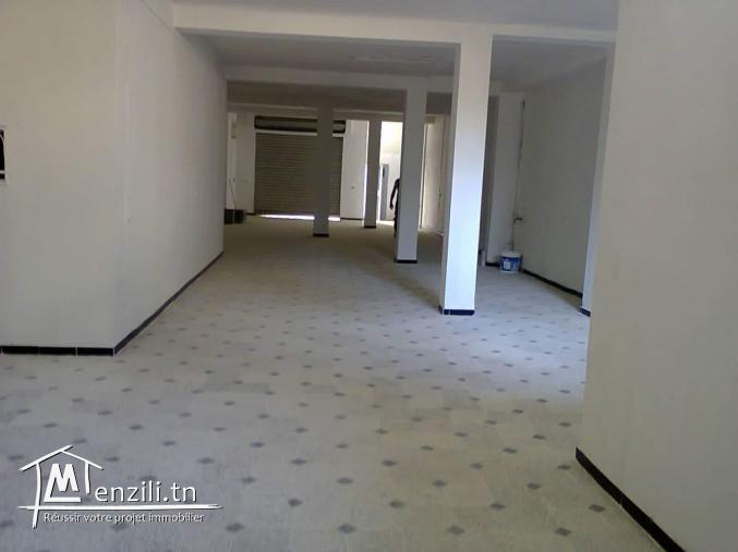 Dépôt de stockage 200 m2 à la soukra