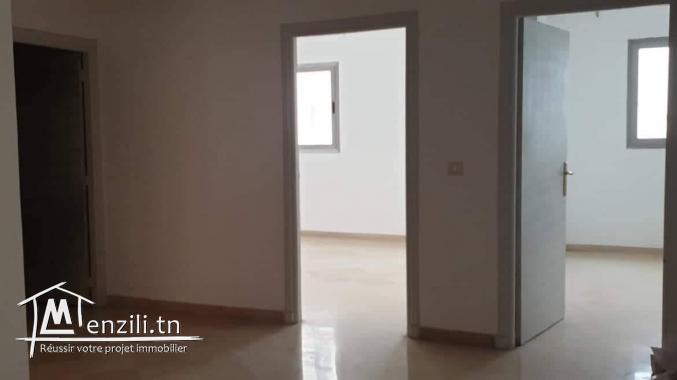 Bureau à vendre aux berges du lac