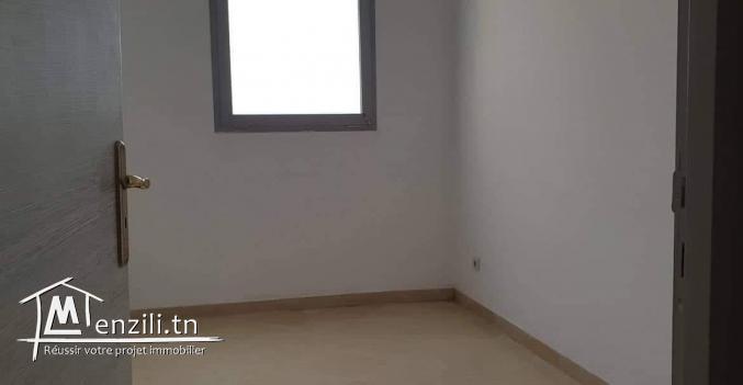 Bureau à vendre aux berges du lac