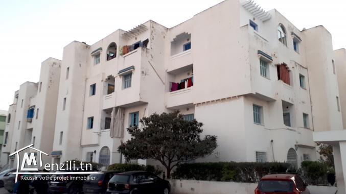 À vendre, Manouba, Cité Amal, Appartement 4 pièces