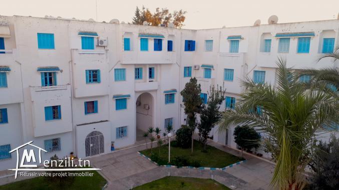 À vendre, Manouba, Cité Amal, Appartement 4 pièces