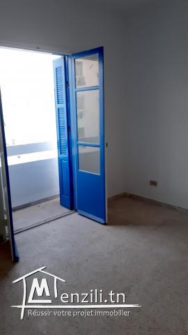 À vendre, Manouba, Cité Amal, Appartement 4 pièces