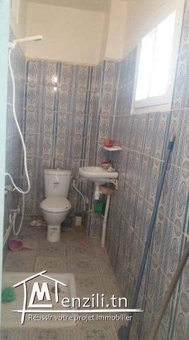 une petite maison propre à cité el Bahri