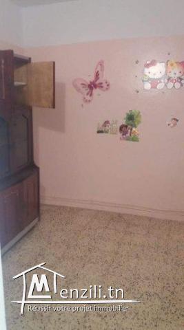 une petite maison propre à cité el Bahri