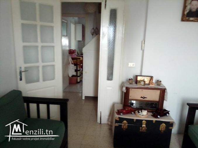 A vendre appartement S+3  El Mourouj 2