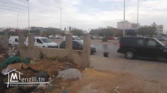 terrrain au  bord  du la rue  lac 1