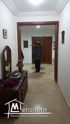 A vendre villa 404 m2 à jardin menzah 3