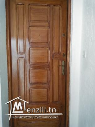 A VENDRE UN APPARTEMENT S+3 à MANAR 2