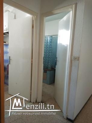 A VENDRE UN APPARTEMENT S+3 à MANAR 2