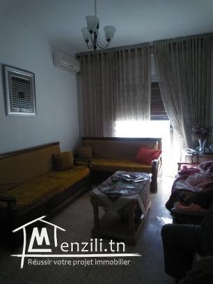 A VENDRE UN APPARTEMENT S+3 à MANAR 2