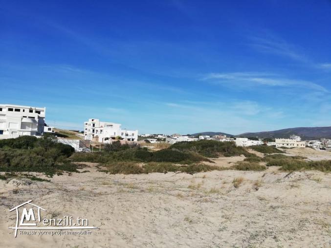 un terrain vue de mer à El Haouaria