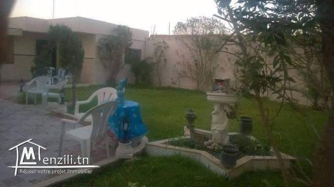 A vendre villa à jaafer 2 ariana